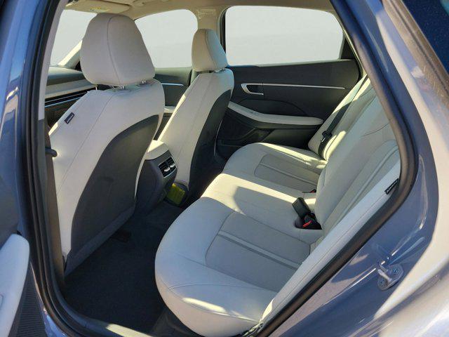 new 2025 Hyundai Sonata Hybrid car, priced at $27,547