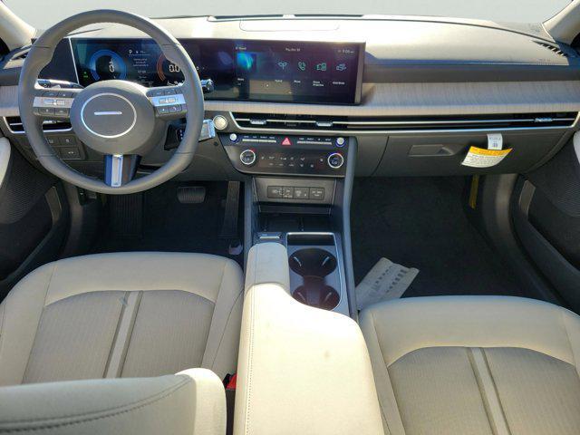 new 2025 Hyundai Sonata Hybrid car, priced at $27,547