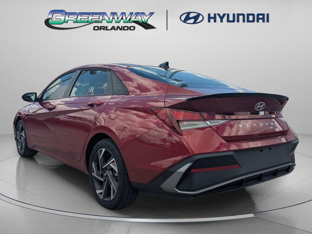 new 2025 Hyundai Elantra car, priced at $22,666