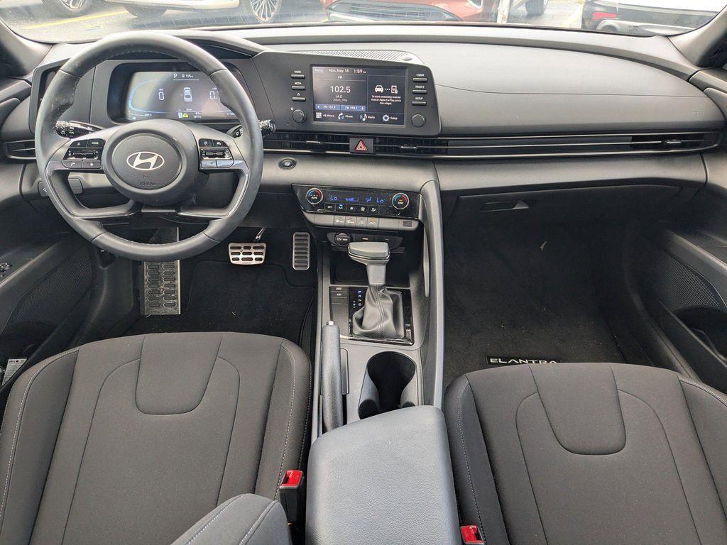 new 2025 Hyundai Elantra car, priced at $22,666