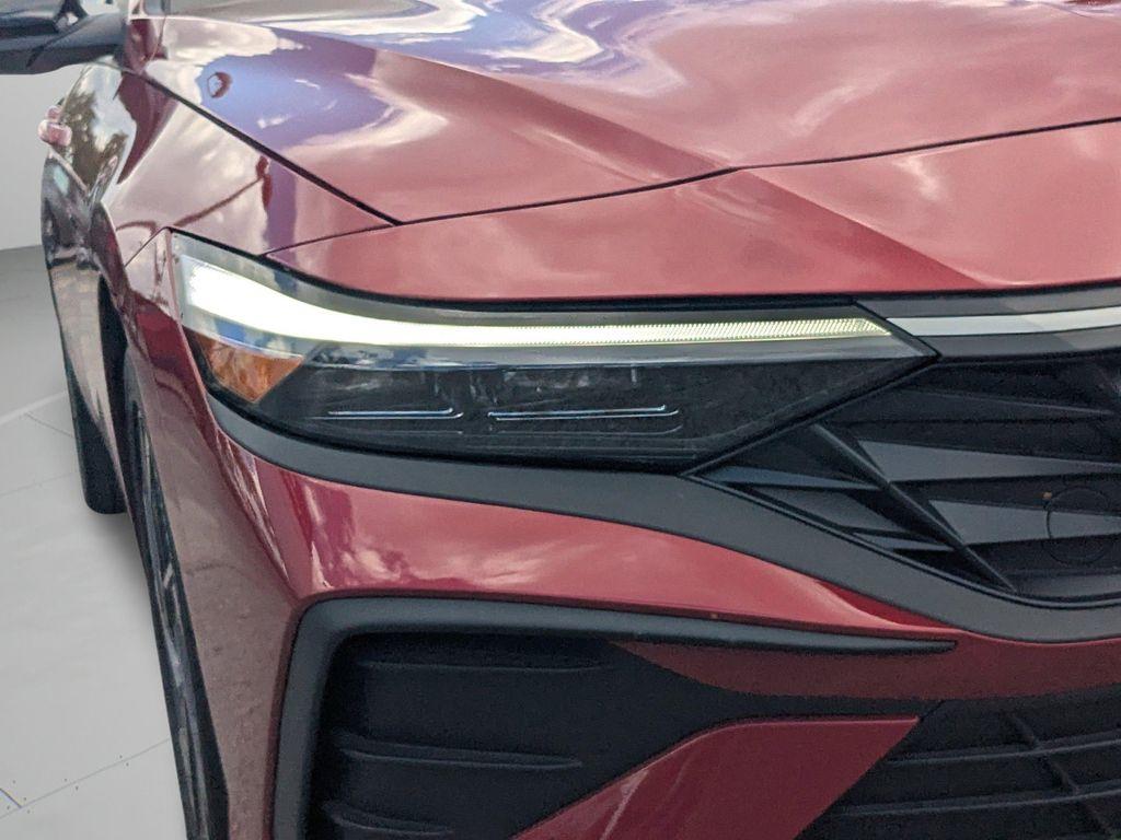 new 2025 Hyundai Elantra car, priced at $22,666