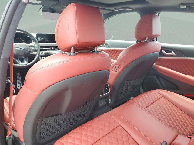 new 2025 Genesis G70 car, priced at $53,320