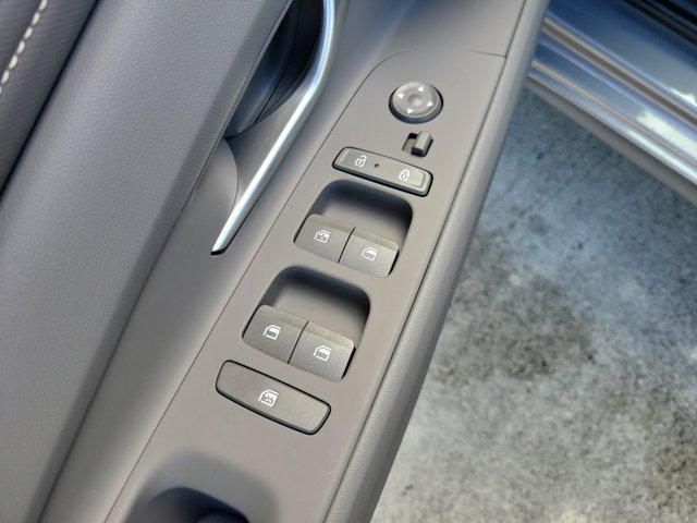 new 2025 Hyundai Elantra car, priced at $22,206