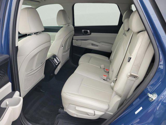 used 2025 Kia Sorento car, priced at $28,965