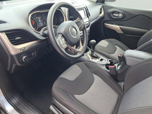 used 2018 Jeep Cherokee car