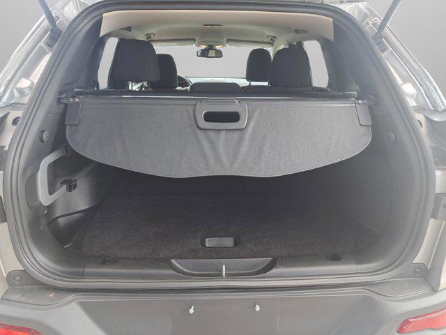 used 2018 Jeep Cherokee car