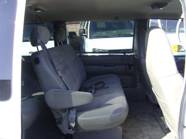 used 2005 GMC Safari car, priced at $12,995