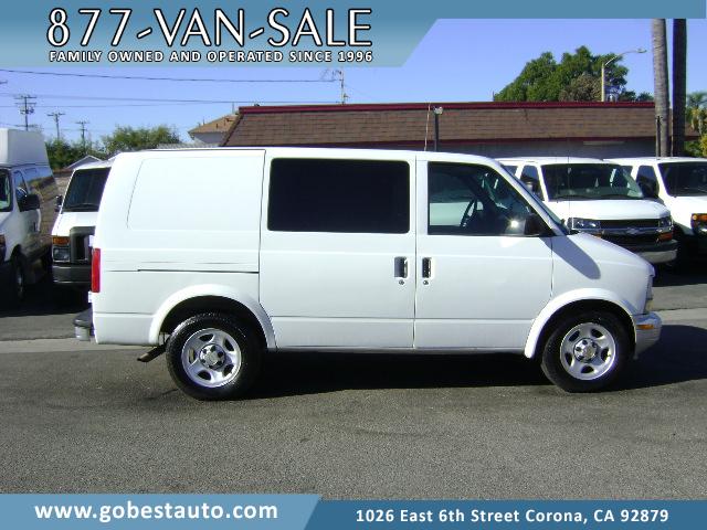 used 2005 Chevrolet Astro car, priced at $11,995