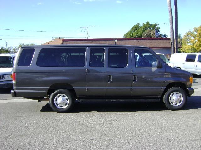 used 2007 Ford E350 Super Duty car, priced at $12,995
