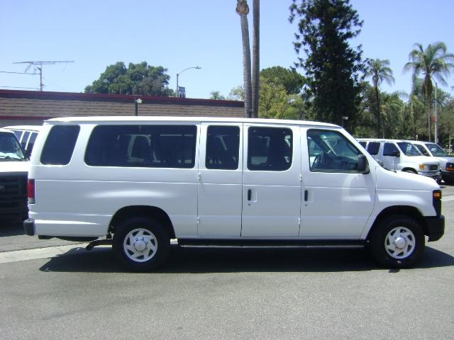 used 2009 Ford E350 Super Duty car, priced at $12,995
