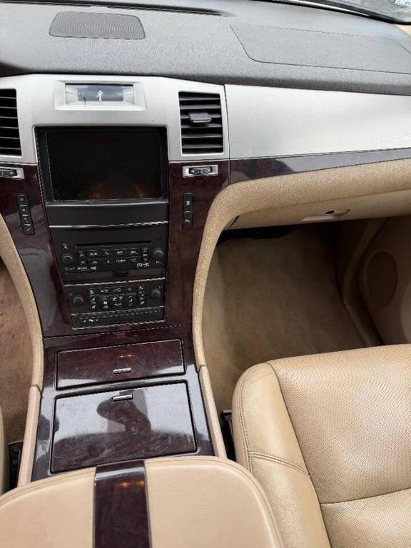 used 2011 Cadillac Escalade ESV car, priced at $13,995