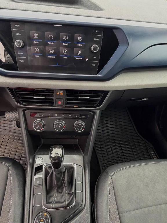 used 2022 Volkswagen Taos car