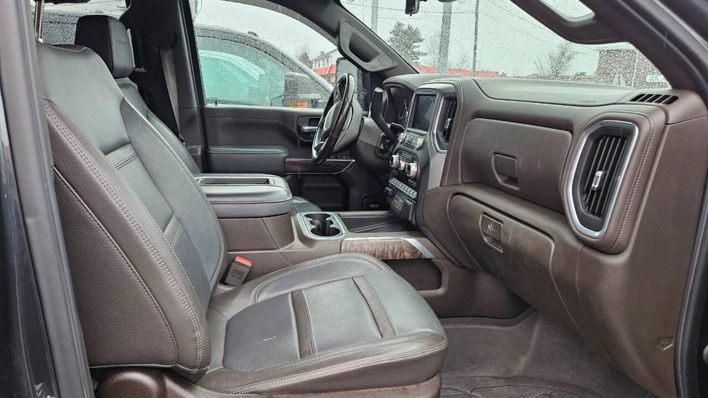 used 2022 GMC Sierra 2500 car, priced at $59,995