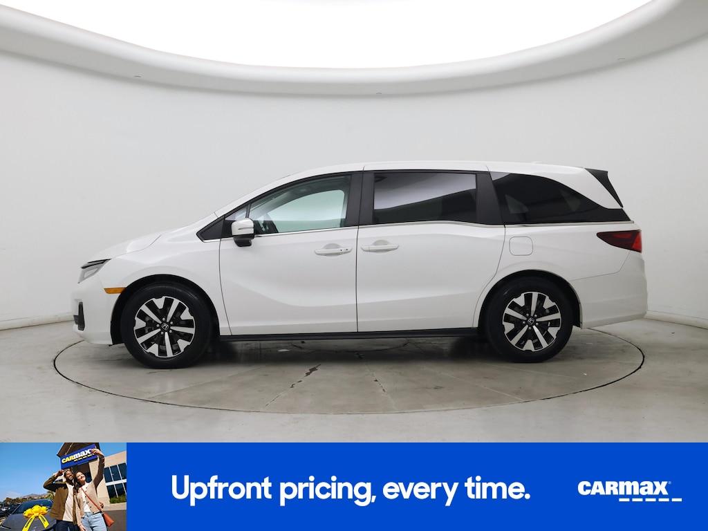 used 2025 Honda Odyssey car, priced at $40,998
