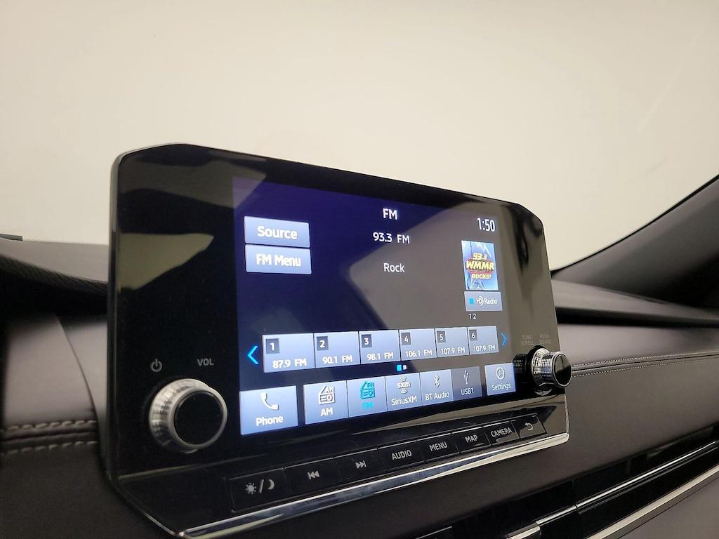 used 2023 Mitsubishi Outlander car, priced at $27,998