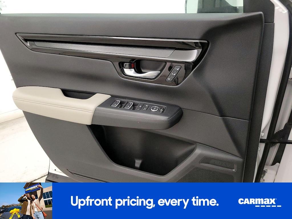 used 2023 Honda CR-V car, priced at $33,998