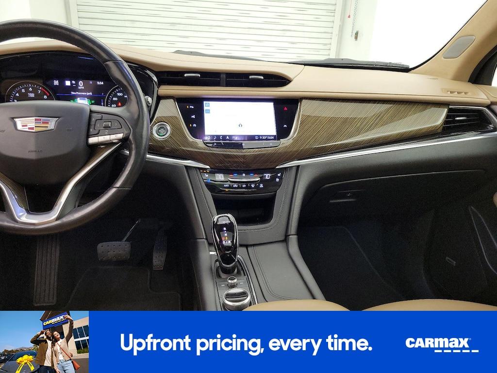 used 2020 Cadillac XT6 car, priced at $30,998