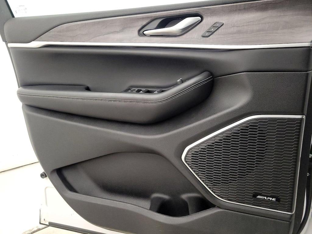 used 2023 Jeep Grand Cherokee car, priced at $29,998