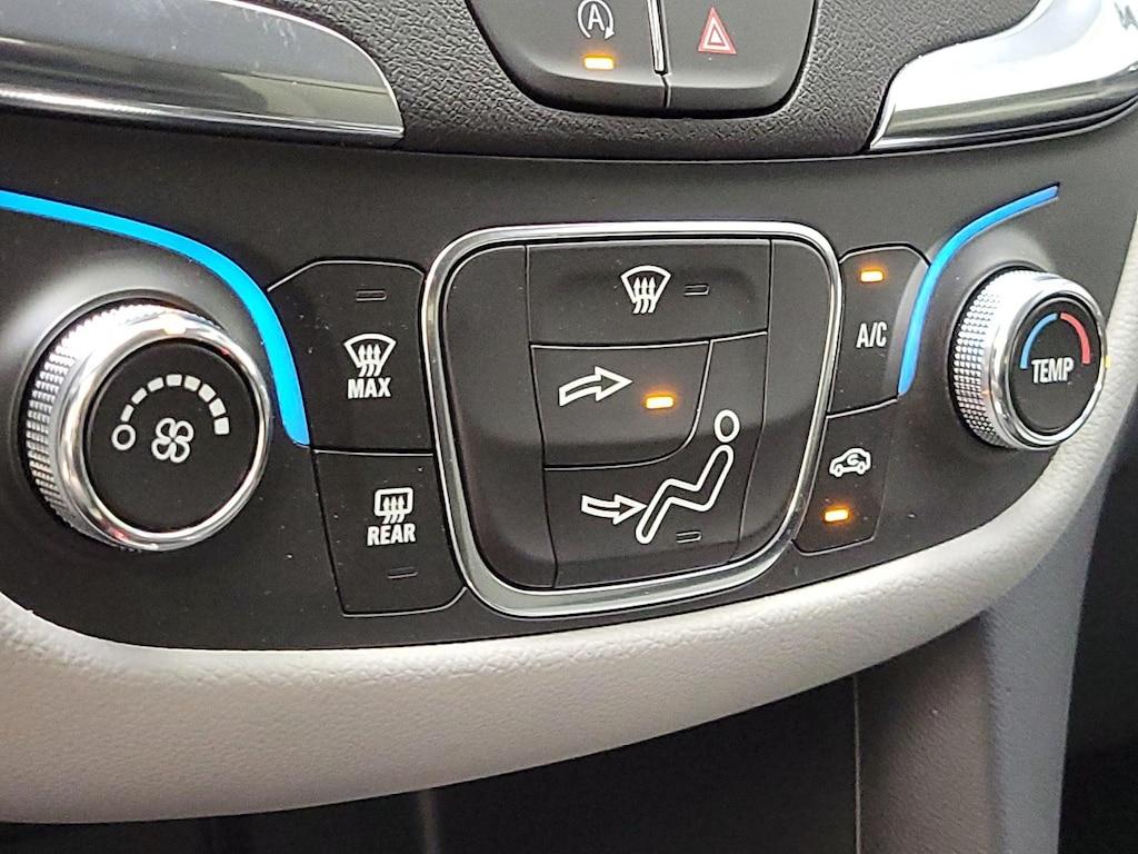 used 2023 Chevrolet Equinox car, priced at $20,998