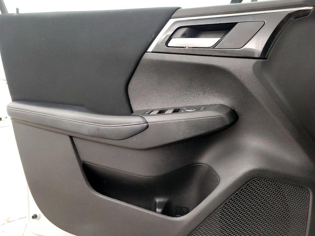 used 2023 Mitsubishi Outlander car, priced at $21,998