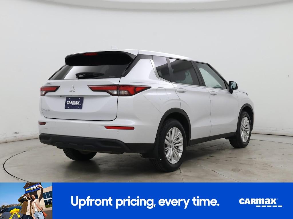 used 2023 Mitsubishi Outlander car, priced at $21,998