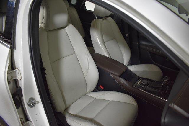 2020 Snowflake White Pearl Mica Mazda CX-30