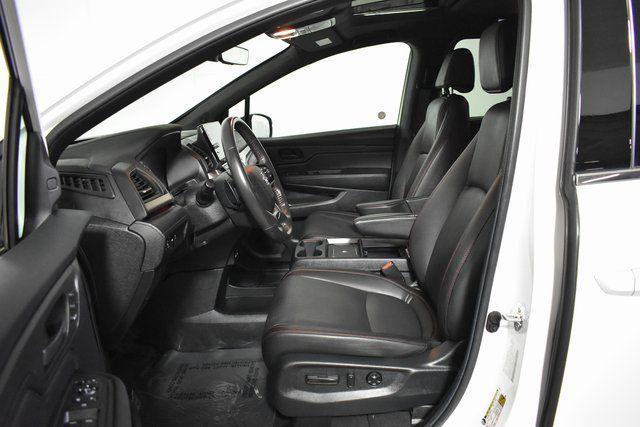 used 2025 Honda Odyssey car, priced at $36,699