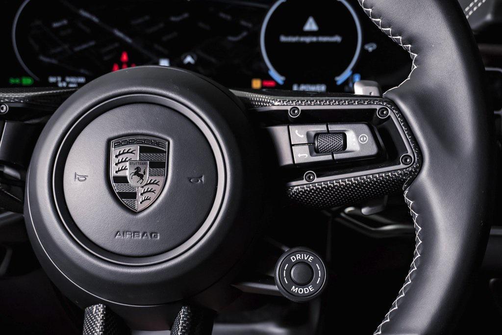 new 2025 Porsche Cayenne car, priced at $190,965