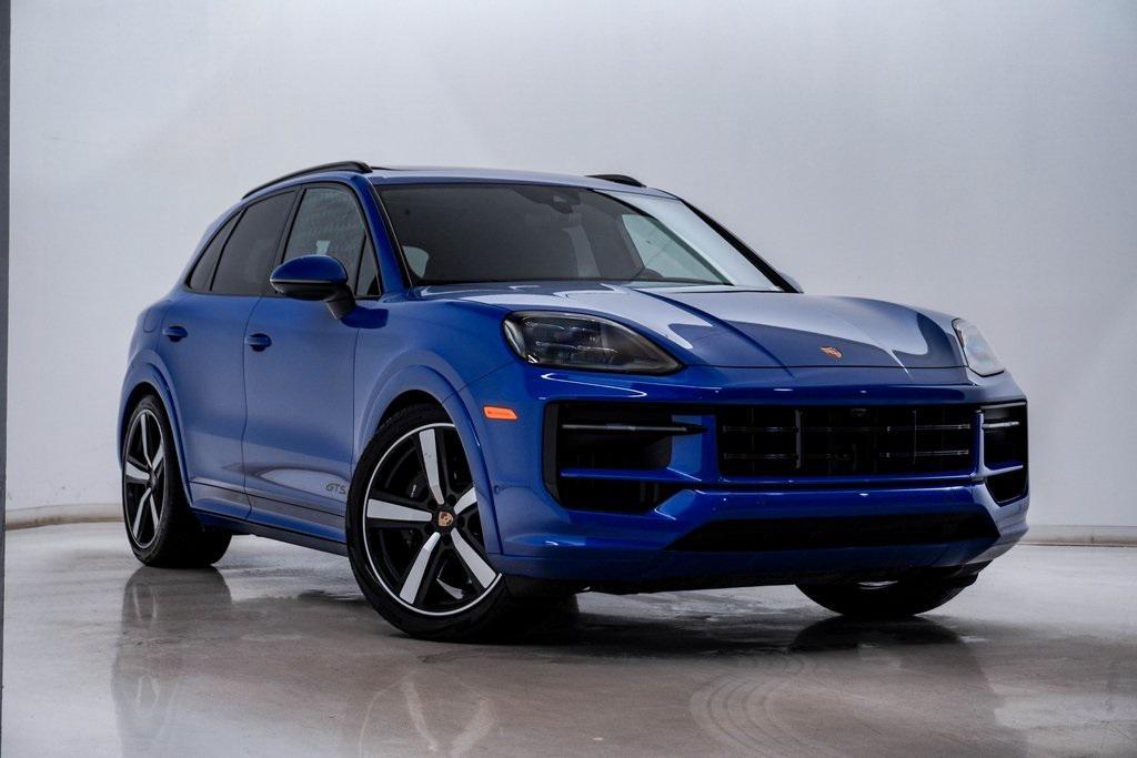 new 2025 Porsche Cayenne car, priced at $161,075