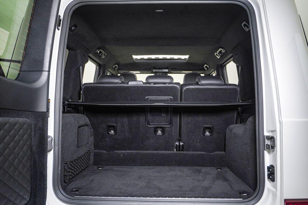 Mercedes-Benz G-Class view 28