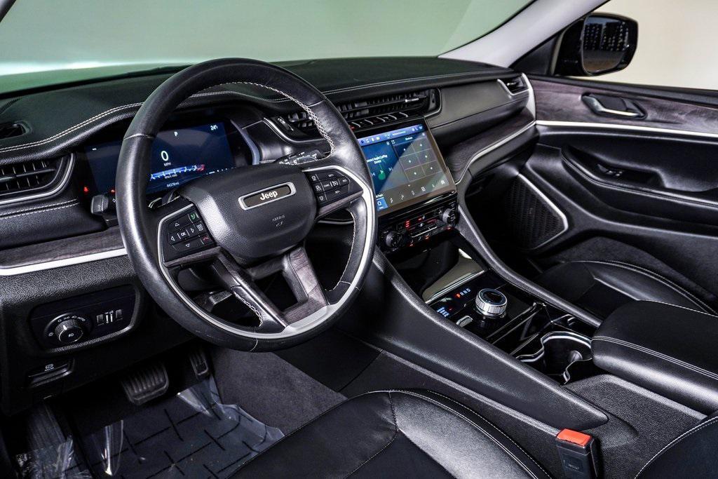 used 2022 Jeep Grand Cherokee car, priced at $29,000