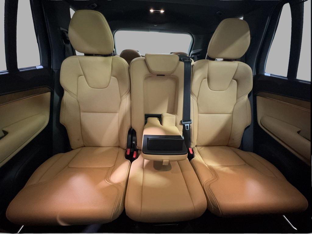used 2019 Volvo XC90 car, priced at $22,016