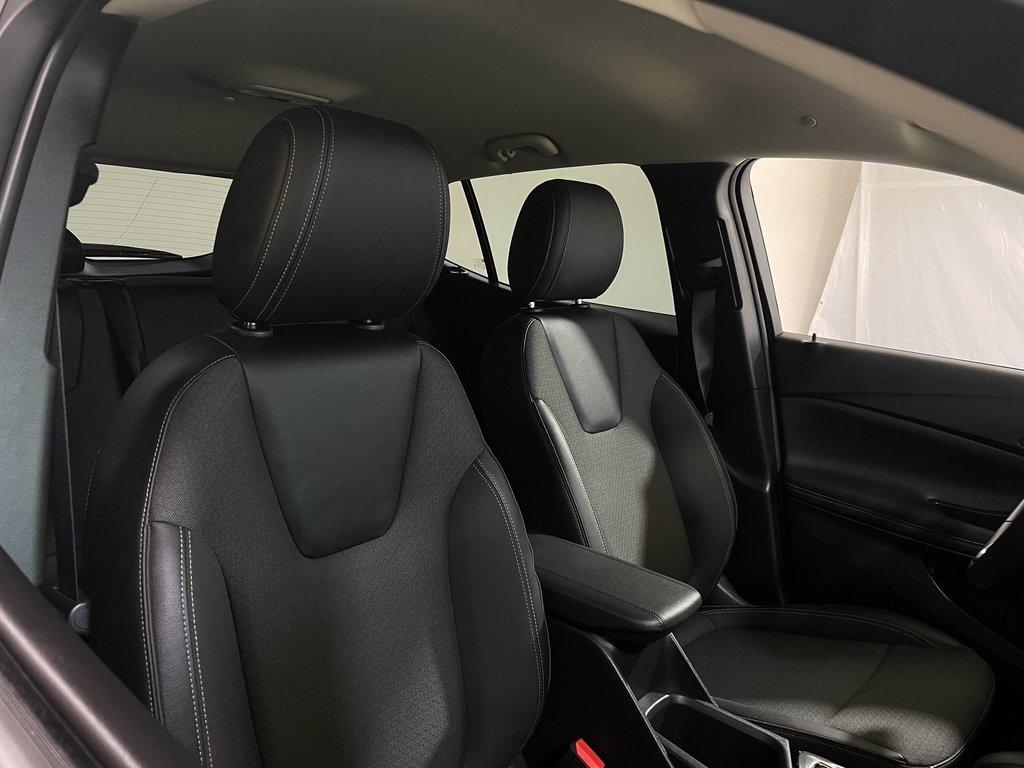 used 2025 Buick Encore GX car, priced at $18,999