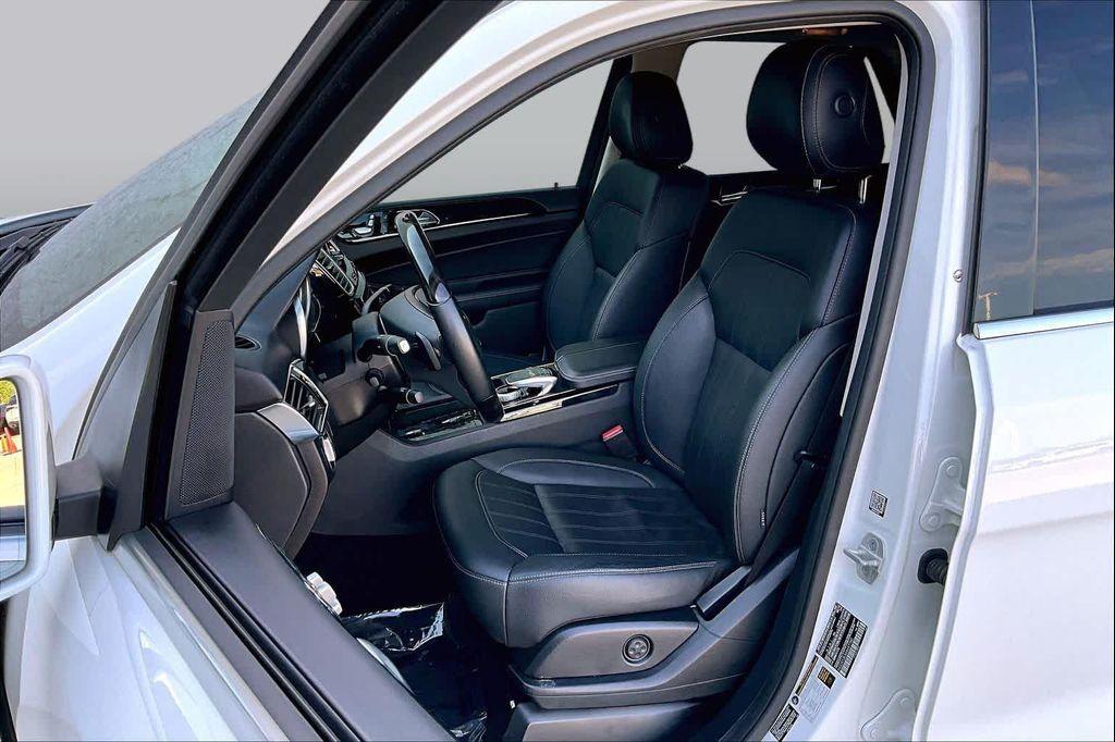 used 2016 Mercedes-Benz GLE-Class car, priced at $18,546