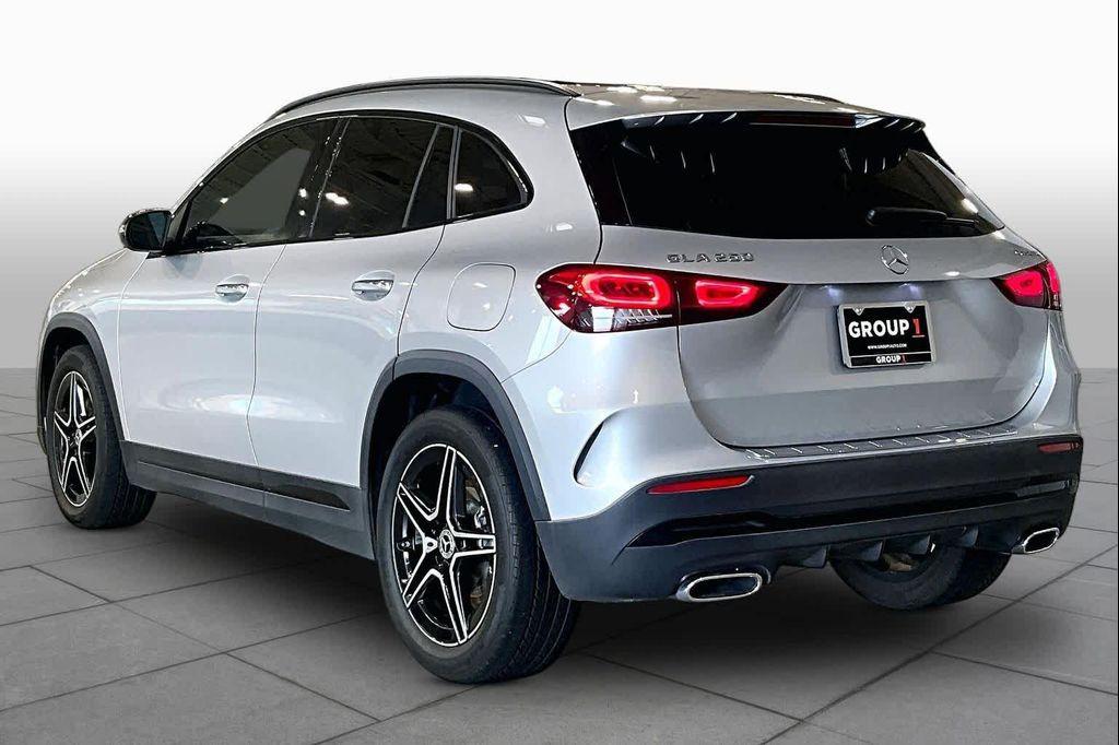 used 2023 Mercedes-Benz GLA 250 car, priced at $28,124