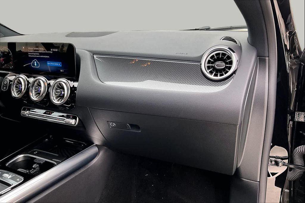 used 2025 Mercedes-Benz GLA 250 car, priced at $35,224