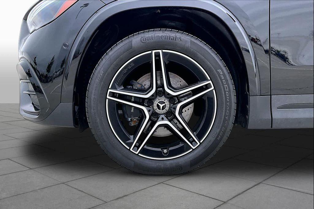 used 2025 Mercedes-Benz GLA 250 car, priced at $35,224