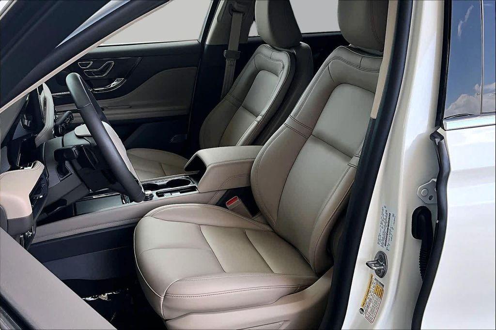 used 2024 Lincoln Corsair car, priced at $35,186