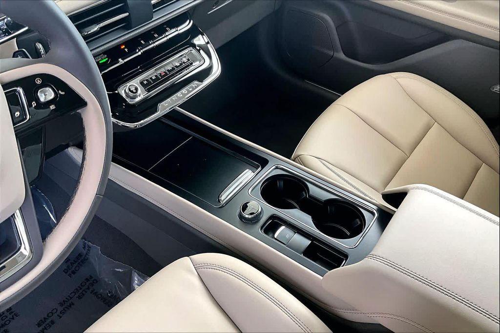 used 2024 Lincoln Corsair car, priced at $35,186