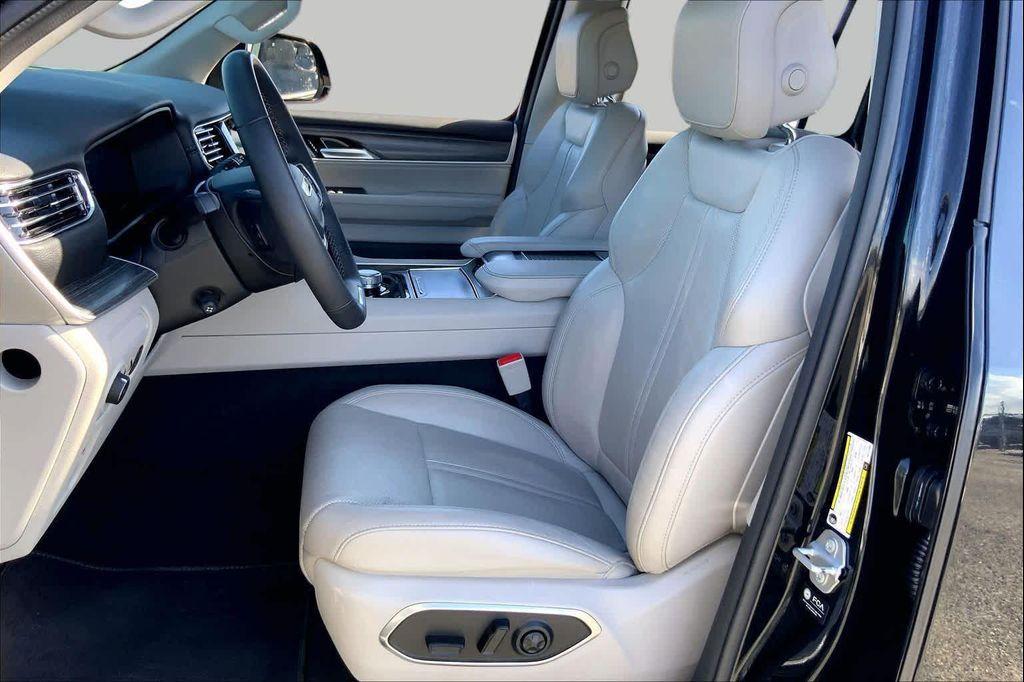 used 2024 Jeep Wagoneer car, priced at $41,505