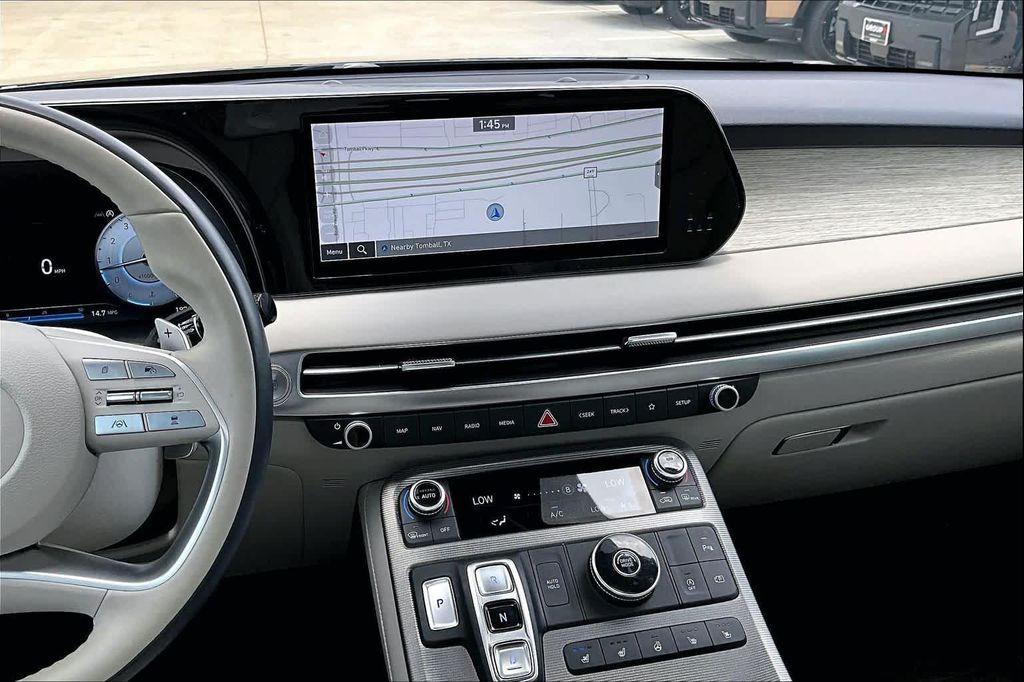 used 2024 Hyundai Palisade car, priced at $40,175