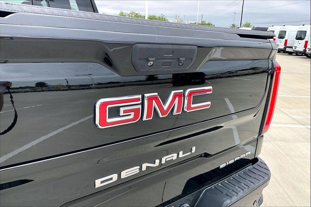 used 2020 GMC Sierra 1500 car, priced at $32,952