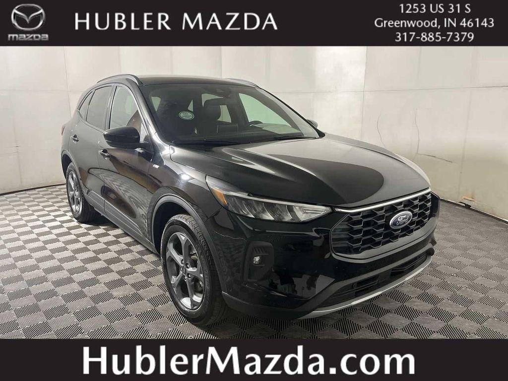 used 2025 Ford Escape car, priced at $25,644