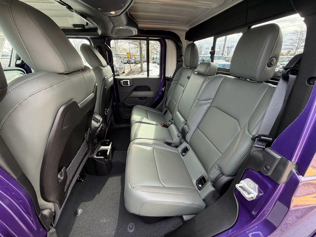 new 2026 Jeep Gladiator car, priced at $56,183