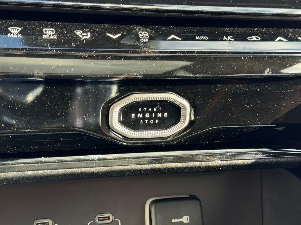 new 2026 Jeep Grand Cherokee car, priced at $51,441