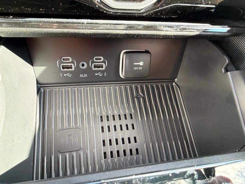 new 2026 Jeep Grand Cherokee car, priced at $51,441