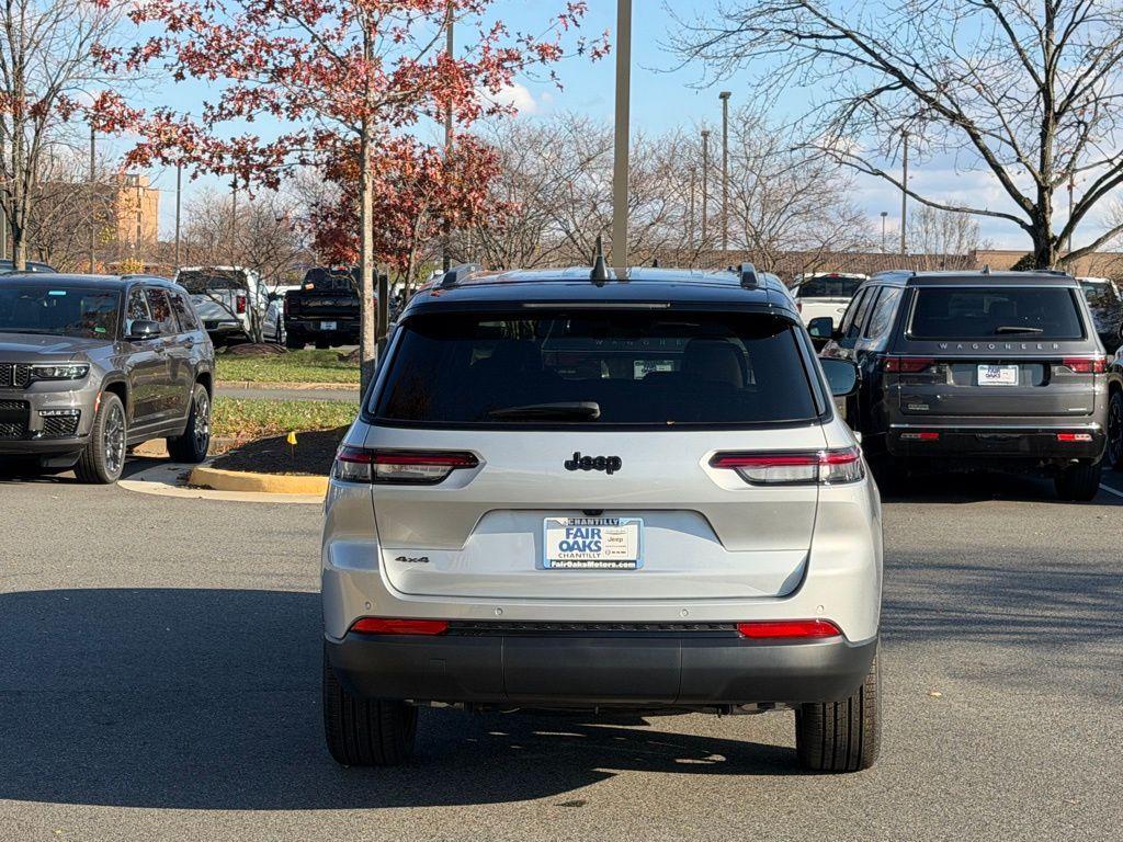 new 2025 Jeep Grand Cherokee L car, priced at $47,007