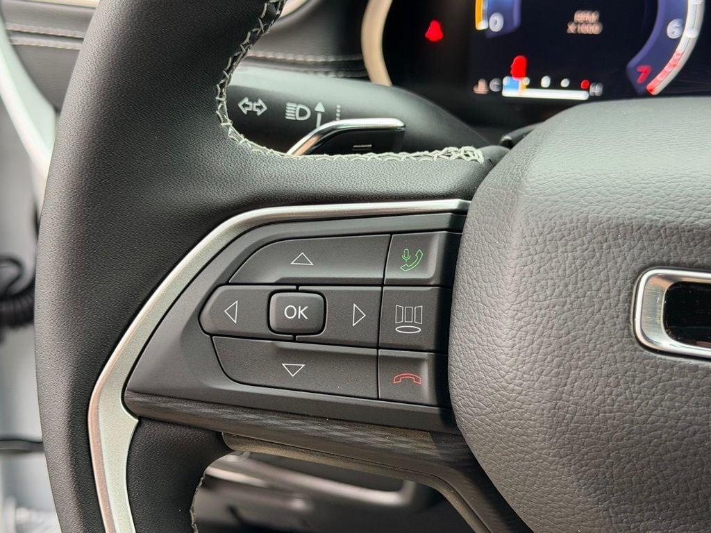 new 2025 Jeep Grand Cherokee L car, priced at $42,319