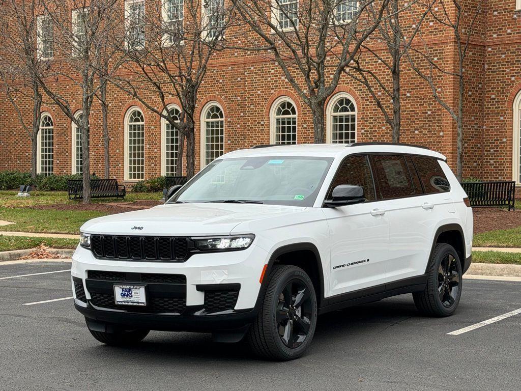 new 2025 Jeep Grand Cherokee L car, priced at $42,319