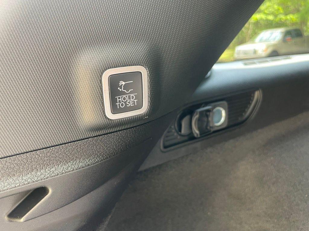 new 2026 Jeep Grand Cherokee car, priced at $60,157
